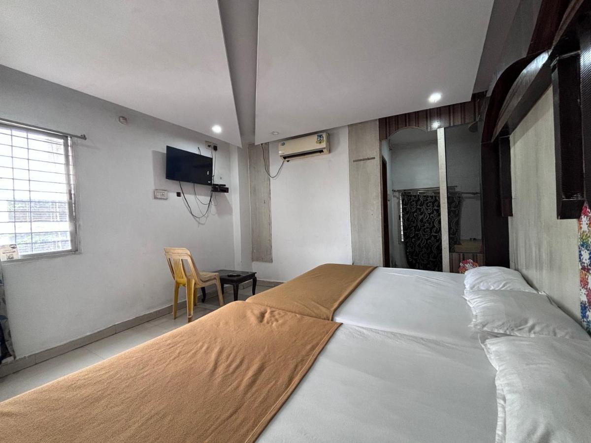 Hotel Raj Empire Mysore Exterior foto