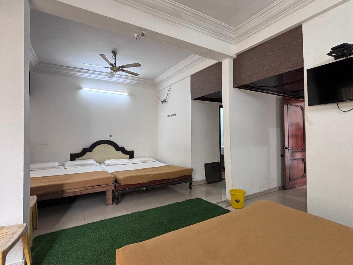 Hotel Raj Empire Mysore Exterior foto