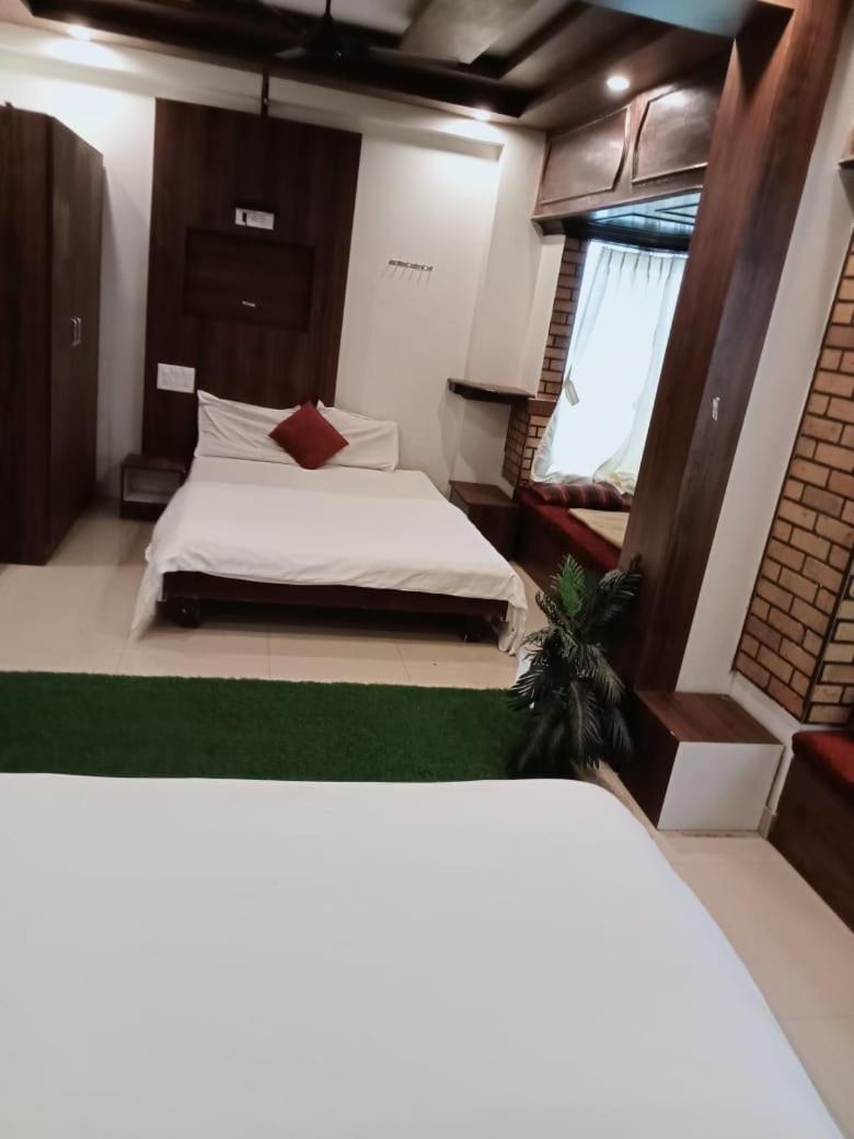 Hotel Raj Empire Mysore Exterior foto
